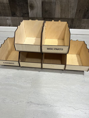 Boîtes de rangement en bois avec un design moderne et stockage de fournitures de bureau