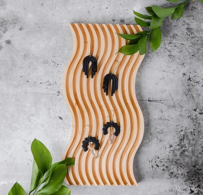 Plateau d'affichage en bois ondulé pour le style Boho moderne sur mesure