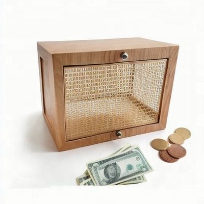 Un coffre-fort en bois avec comptoir: un moyen amusant et fonctionnel d'atteindre vos objectifs d'épargne