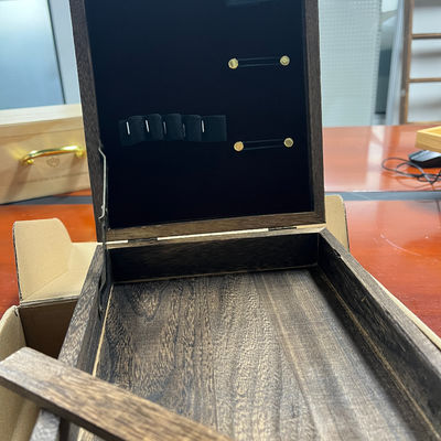 Commande sur mesure Boîte de peinture multifonctionnelle en bois Paulownia avec stockage Prix compétitif