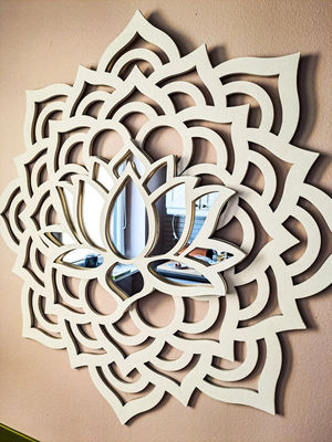 Le miroir du mur de BOHO MANDALA fleur de lotus éruption solaire méditation de yoga décor de mur en bois