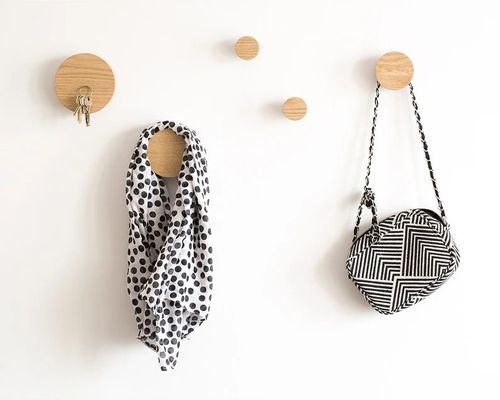 Porte-clés magnétique en bois à charme rustique