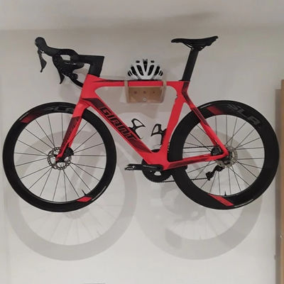 Montage murale de vélo en bois avec étagère Design de stockage multifonctionnel et intelligent