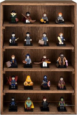 Étagères en bois montées sur le mur La solution de stockage parfaite pour les objets de collection