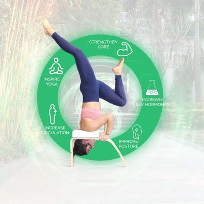 Entraînement à l'équilibre Yoga banc d'inversion style rustique avec matériau en bois et support de tête