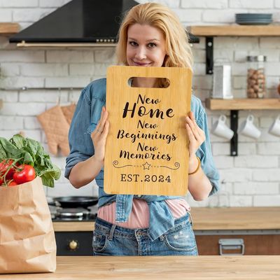 Planche de coupe de bambou personnalisée avec poignée et fonction de conservation de l'huile durable