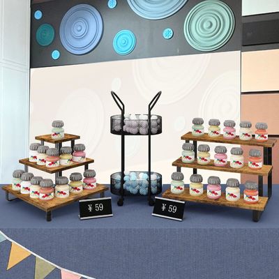 Étagère d'affichage à 3 étapes en bois pour toute saison