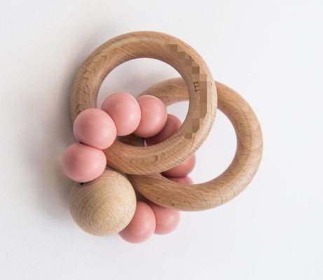 Europe personnalisée Caractéristique régionale Chaîne en bois avec boules en bois Jouet idéal pour enfants