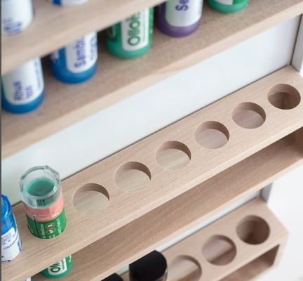 Design de logo personnalisé Armoire en bouleau massif montée sur le mur avec conception multifonctionnelle