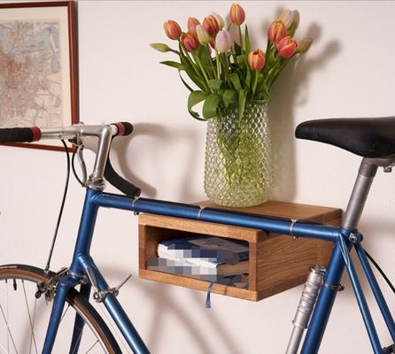 Classification support de vélo monté sur le mur avec conception en bois de chêne fait à la main