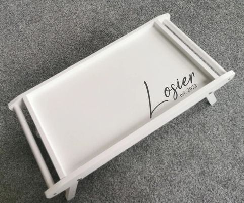 Petit-déjeuner rectangulaire dans plateau à lit avec jambes pliantes Économisez de l'espace et profitez de collations personnalisées