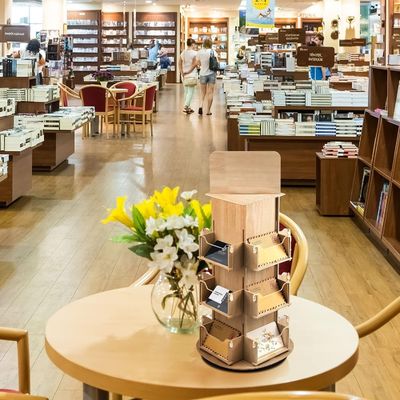 Meubles de salle de séjour 3 Niveau 4 Stand d'affichage rotatif en bois latéral avec 360 rotations