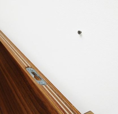 Étagères en bois arrondies modernes OEM étagère flottante courbée à noix pour la maison