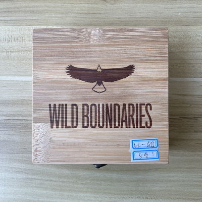 12.8x12.8x4.5cm Promotion Logo gravé sur mesure Boîte cadeau en bambou pour autres objets de cadeau