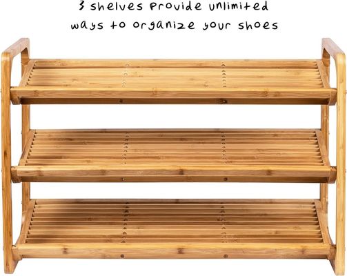 Trois niveaux de support de chaussures en bambou pour le salon