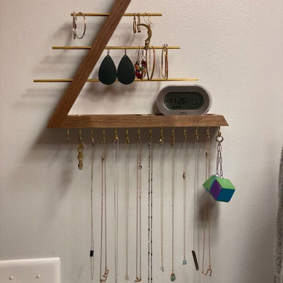 Logo personnalisé Acceptable inachevé bois de bouleau Couleur suspendue Noix Organisation de bijoux