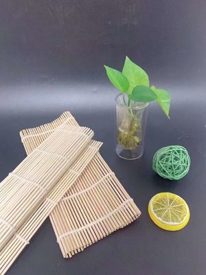 3 épaisseur de fil de mat de sushi 2 tapis roulants 5 paires de baguettes 1 pagaie 1 spatule