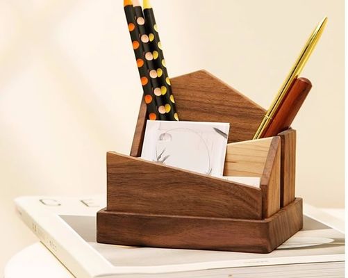 Outils Porteur de stylo noir à noix Multifonctionnel support de crayon en bois de forme irrégulière