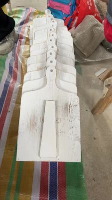 Livre de recettes en bois blanc pour le comptoir de cuisine