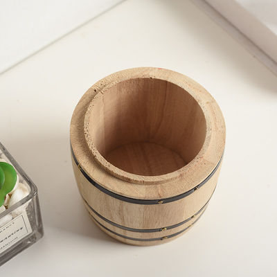 Baril de stockage en bois de couleur claire personnalisable selon vos préférences