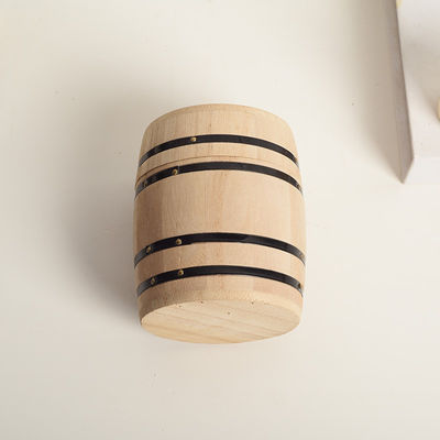 Baril de stockage en bois de couleur claire personnalisable selon vos préférences