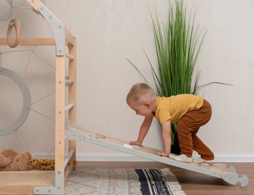 Gymnase mobile pour enfants avec imprimante et accessoires en corde Waldorf en option