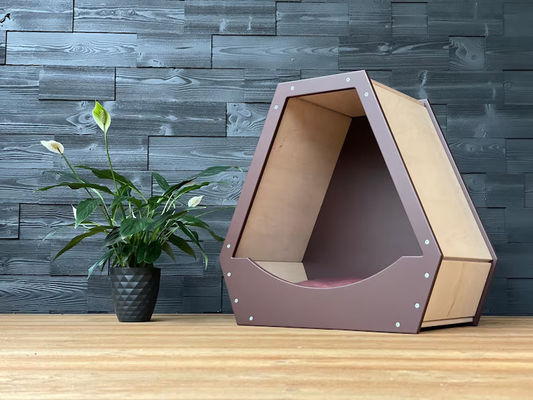 Économisez de l'espace fonction Pet House avec un design en bois moderne et la couleur du bois naturel