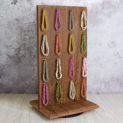 Fonction d'économie d'espace 9 W x 7.5 D x 16.5 H Échafaudage de bijoux en bois avec 32 hameçons