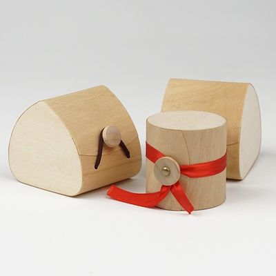 Boîte cadeau en bois rond et doux, en écorce de bouleau, faite à la main, avec autre support d'impression