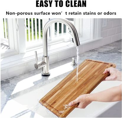 Comme votre demande planche à découper avec la poignée de rainure de jus de bois d'acacia planche de coupe