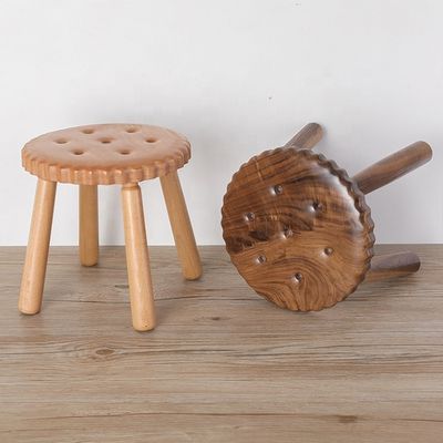 Délices pour les enfants en bois en forme de biscuit en bois de hêtre et de noix