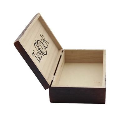 Logo et couleur personnalisables Boîte à cigarettes en bois avec finition vernis