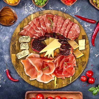 Service personnalisé 15 pouces planche de coupe en bois avec conception écologique et rainure de jus