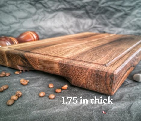 Logo personnalisé Acceptable 1,75 épaisseur grande planche de coupe de noix avec rainure de jus