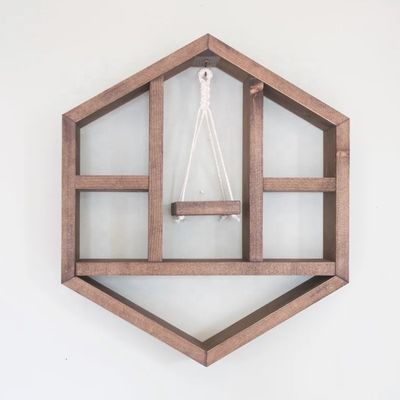 Étagère géométrique flottante Conception artisanale de nid de miel pour un hexagone en bois économe en espace