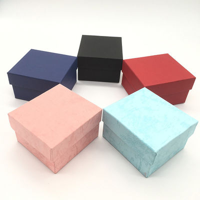 Boîte de papier blanc personnalisée pour emballage de produits recyclables faits à la main