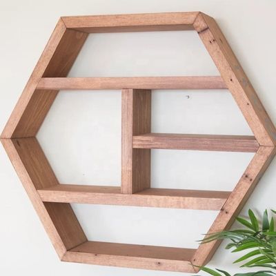 Aucune étagère de stockage en bois massif vintage pliée à plusieurs couches avec un design rustique hexagonal