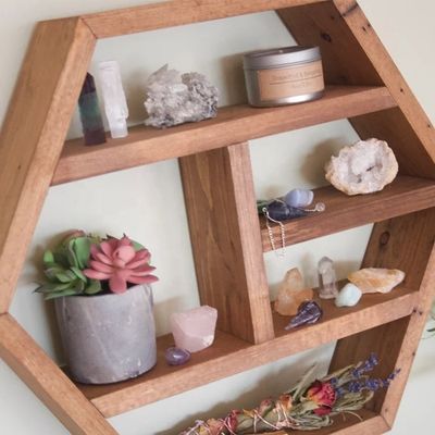 Aucune étagère de stockage en bois massif vintage pliée à plusieurs couches avec un design rustique hexagonal