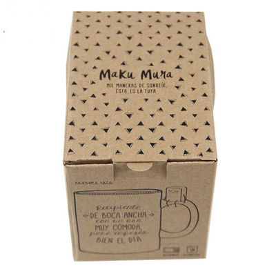 Boîte cadeau en papier pour poupée de style simple OEM Exporteur