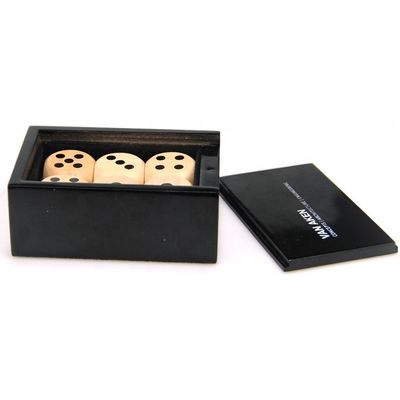 Boîte de conditionnement en bois noir pour une tasse à dés de 9x6,7x3,8 cm