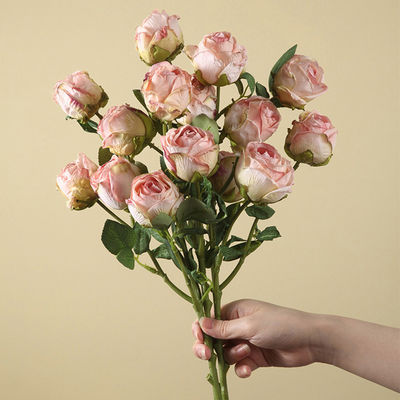 Décoration de fleurs de rose en soie artificielle personnalisée pour toutes les fêtes et célébrations