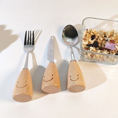 Plateaux pour bébé en bambou avec fourchettes et cuillères