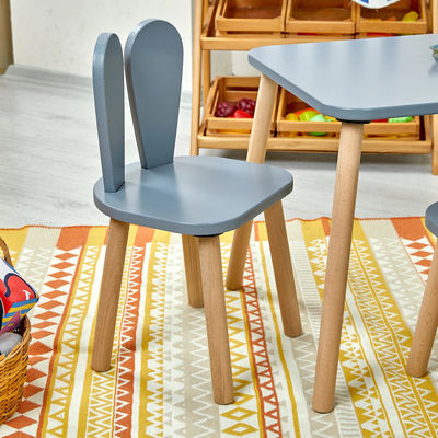 Logo personnalisé Table et chaises en bois pour enfants avec activité Montessori de design moderne