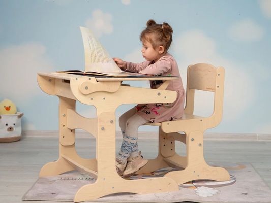 Montessori enfants ensemble de meubles d'étude taille personnalisée bureau et chaise en bois avec plateau de craie