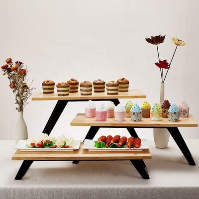 Étagère d'affichage de desserts multifonctionnelle en bois de hêtre massif pour stand de buffet de gâteaux au sushi moderne