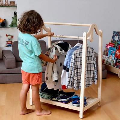 Armoire de bébé élégante et fonctionnelle Atelier de design moderne Armoire de train