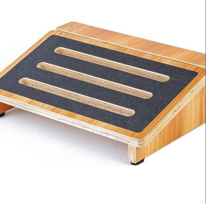 Tabouret d'étape en bois ergonomique pour le soutien de la posture sous le bureau dans les chaises de maison et de bureau