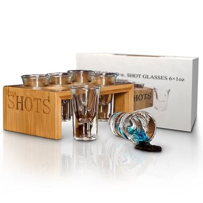 Plateau de communion en bois personnalisé verni avec verre de verre simple et utile