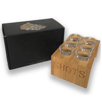 Plateau de communion en bois personnalisé verni avec verre de verre simple et utile