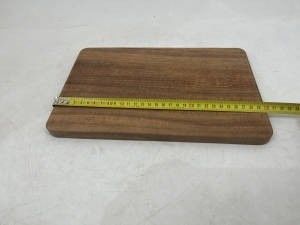 Logo personnalisé Plaque de coupe de bois de noyer acceptable pour un matériau naturel écologique